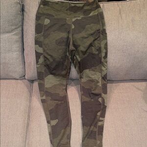 Aerie Green Camouflage Leggings